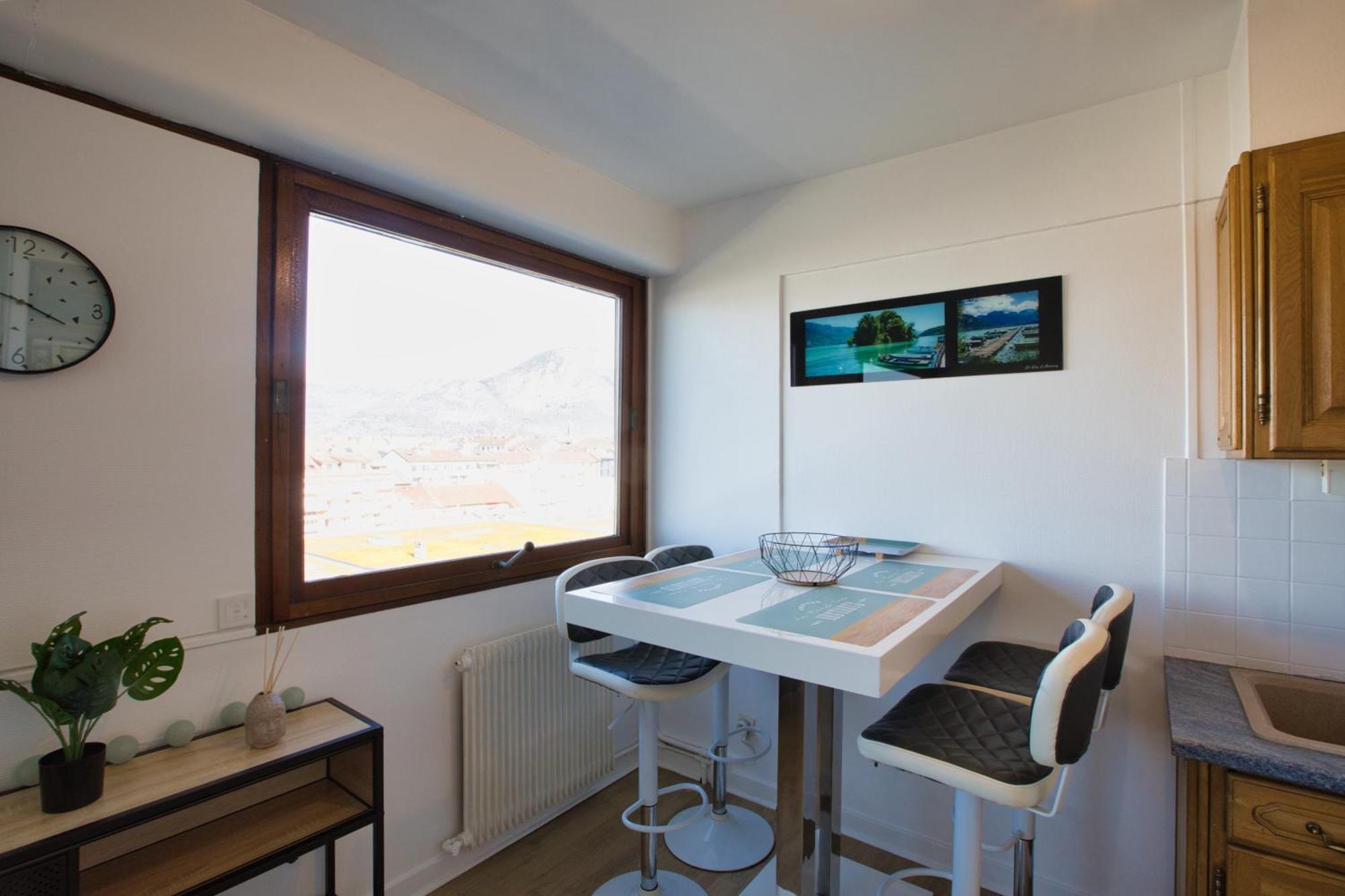 Apartamento Le Sommet Citadin Avec Vue Annecy Exterior foto