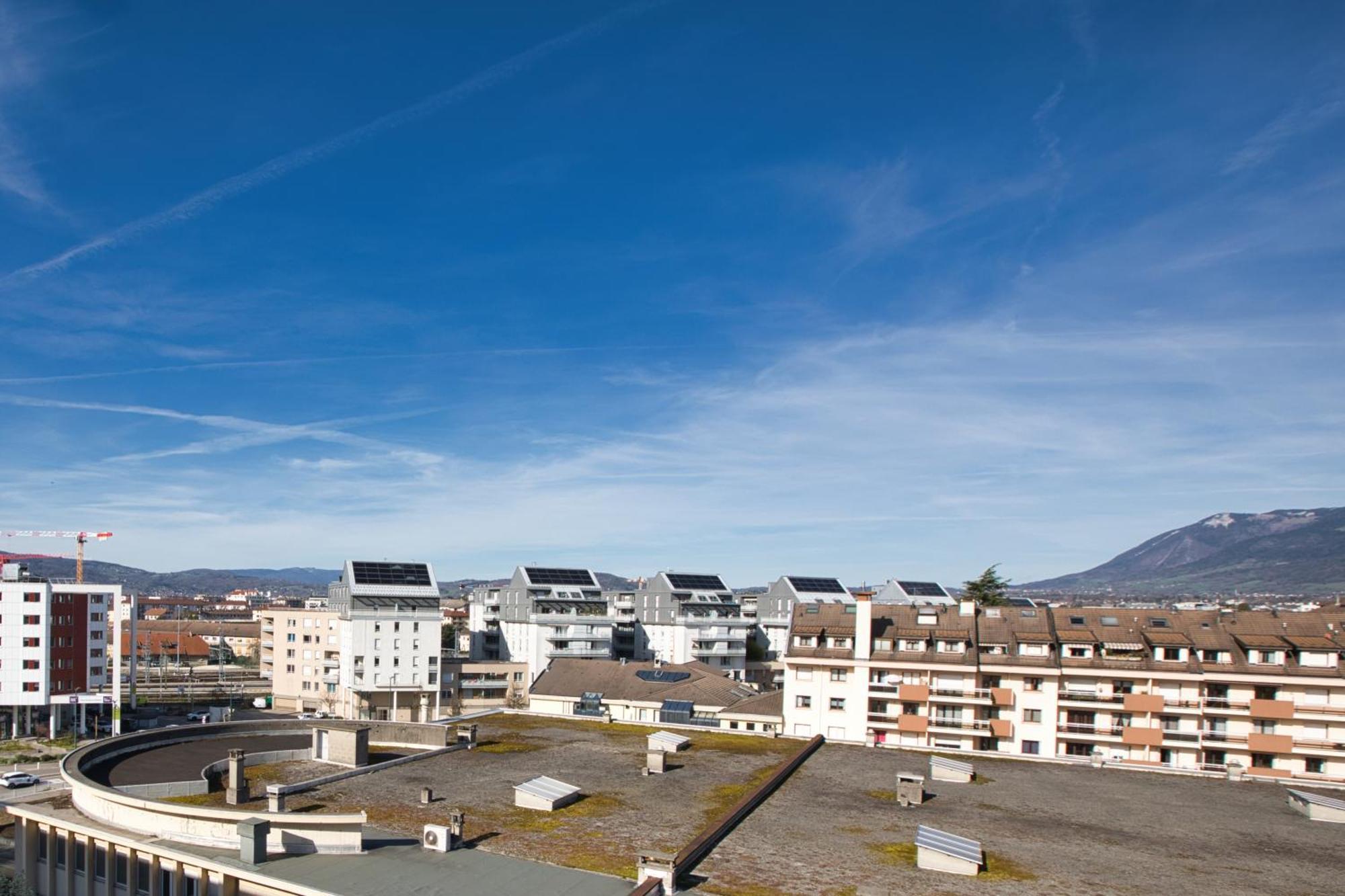 Apartamento Le Sommet Citadin Avec Vue Annecy Exterior foto
